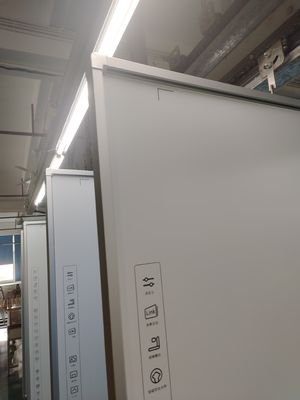 工場直販セラミックまたは光沢プラスチック表面IR 20タッチポイントインタラクティブホワイトボードスマートタッチパネル、各側に22個のホットキー付き、学校教育用ホワイトボードでの迅速かつ簡単なナビゲーション用